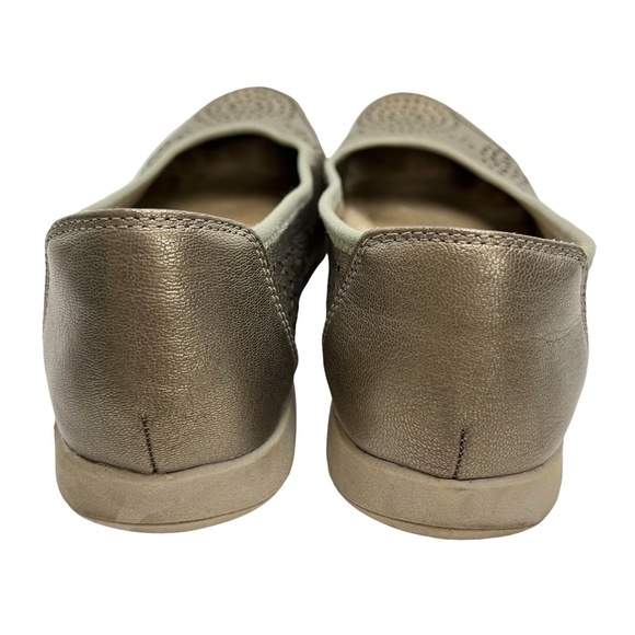 ROCKPORT Metallic Pewter Laser Cut Out Flats Slip On Loafers Genuine Leather 7.5 - Picture 6 of 16